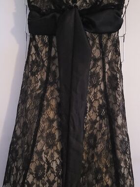Intrigue Strapless Mini Flare Black Lace Lined Dress Cocktail Semi-Formal Sz 4
